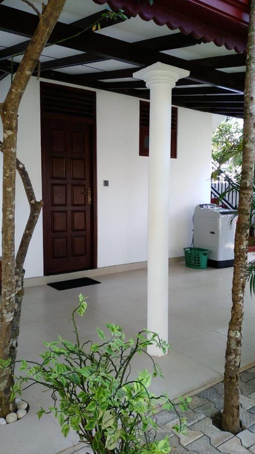 Villa Araliya ヒッカドゥワ エクステリア 写真